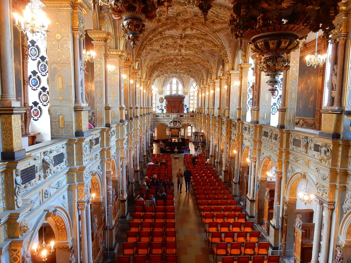 The chapel of Frederiksborg Castle on an easy-pace Kronborg and Frederiksborg tour